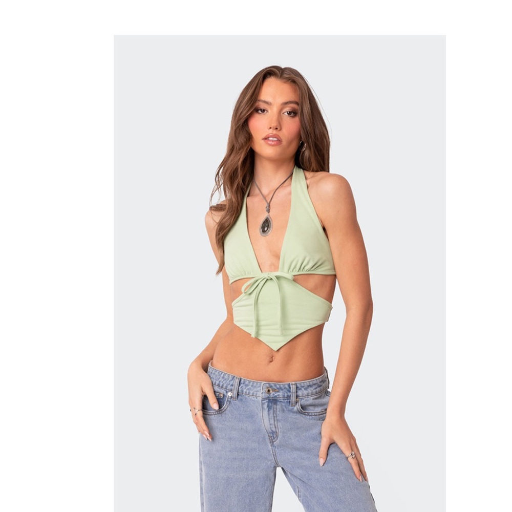Pacsun going out top